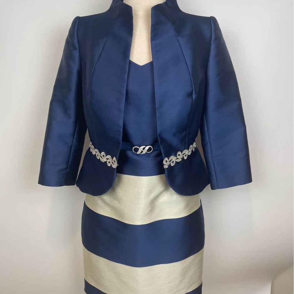 Elegant Blue and Cream Women's Skirt Set